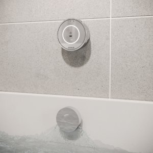 Aqualisa Unity Q Smart Shower Concealed with Bath Fill - HP/Combi (UTQ.A1.BTX.23) - main image 2